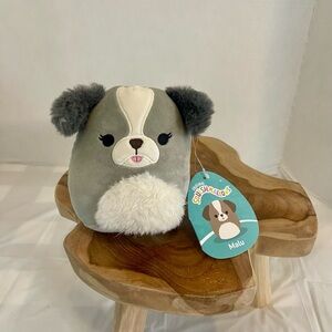 Squishmallows “Malu” Plush Dog
Gray White Shih Tzu 6"
Collectible 2022
New w tag